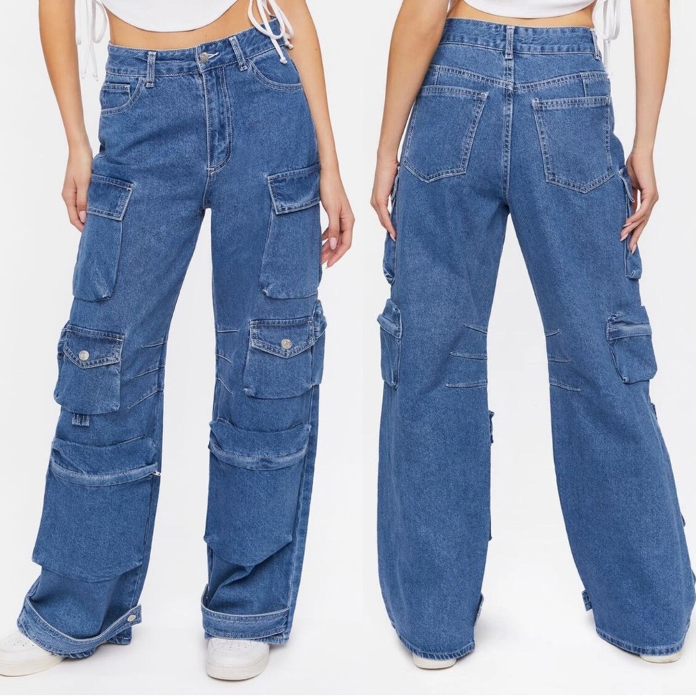 NWOT Multi Pocket Y2K Wide Leg Utility Cargo Jeans by Forever21, Size S